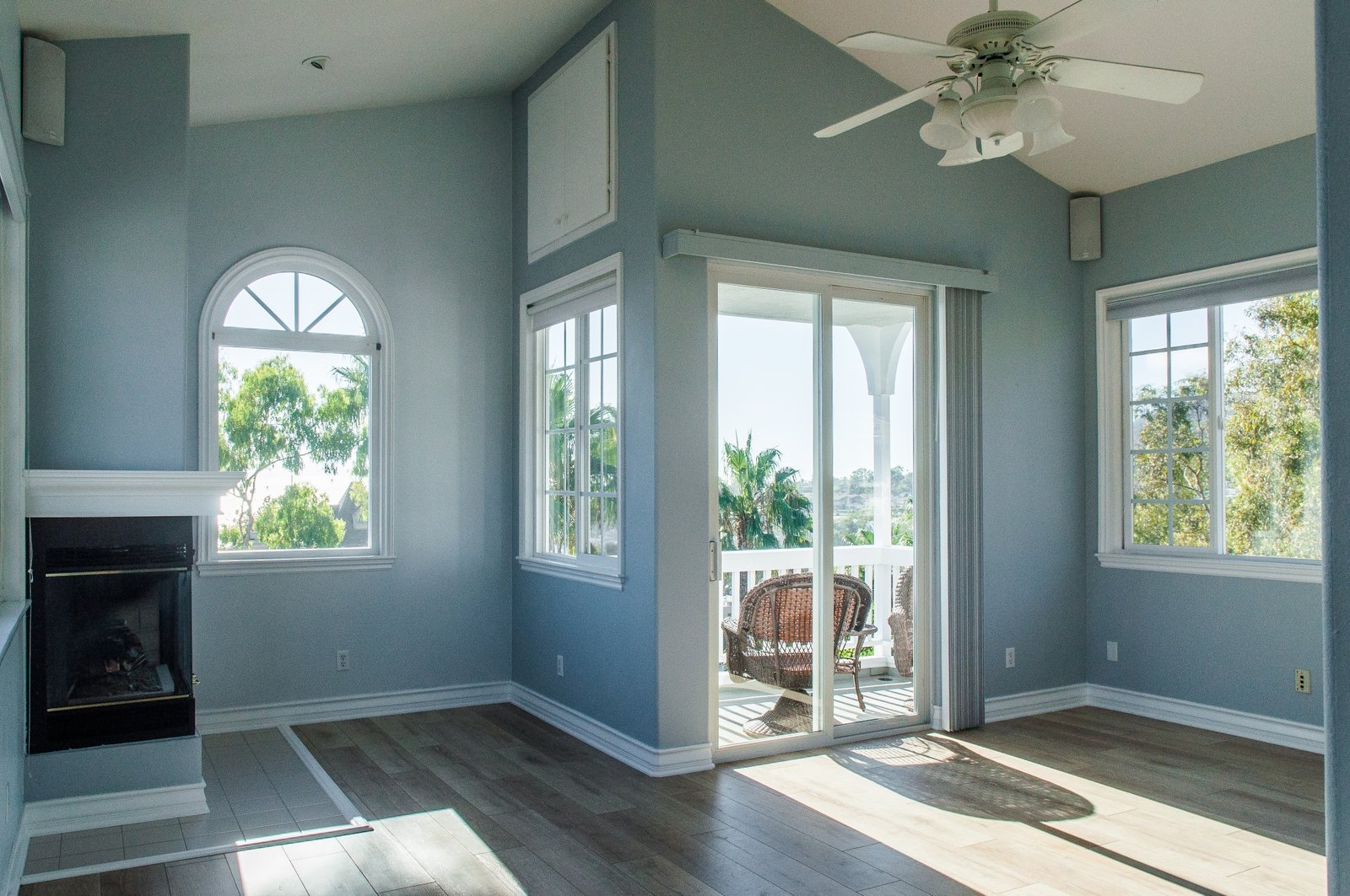 Painting & Decorating